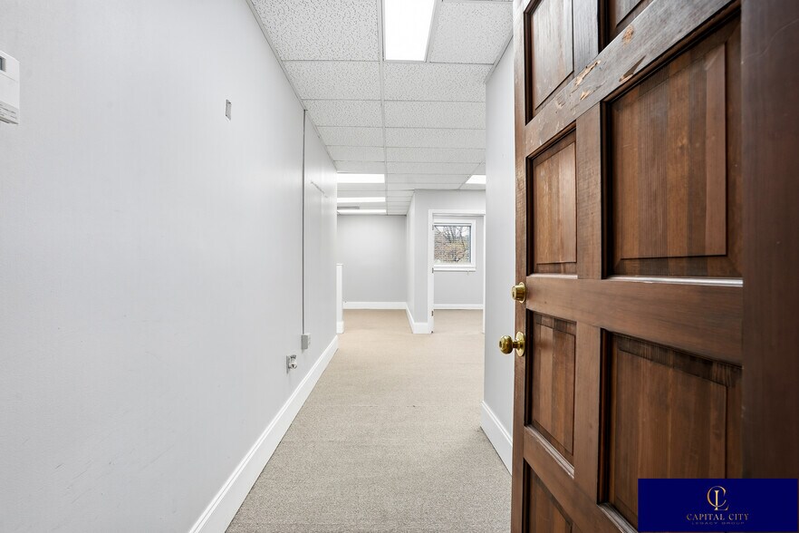 More Photos Of 10115 N Hwy 142, Covington Medical For Lease