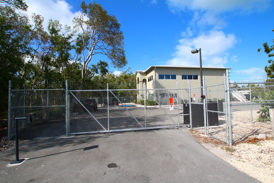 More Photos Of 101350 Overseas Hwy, Key Largo Office For Sale
