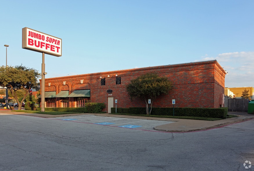 More Photos Of 8139 Park Ln, Dallas Restaurant For Lease