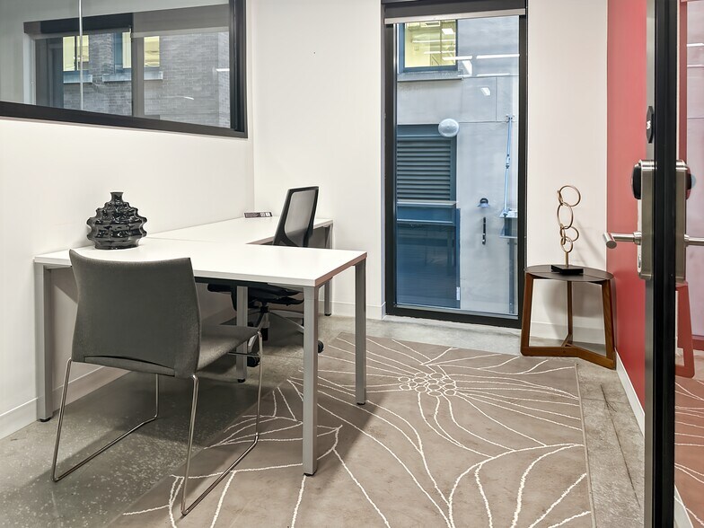 More Photos Of 450 Alaskan Way S, Seattle Coworking Space