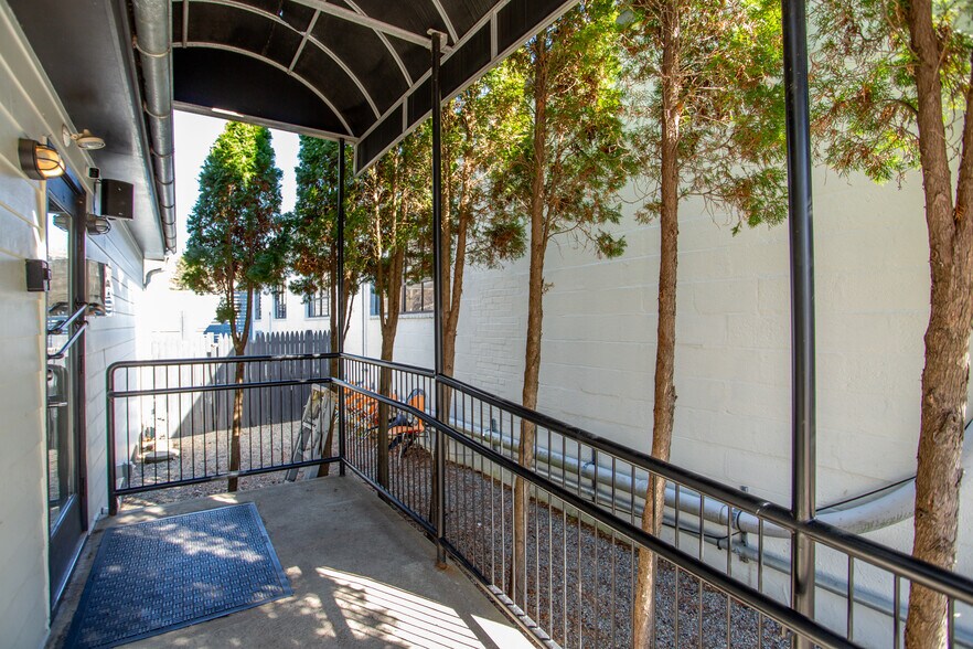 More Photos Of 236 N Union St, Lambertville Restaurant For Sale