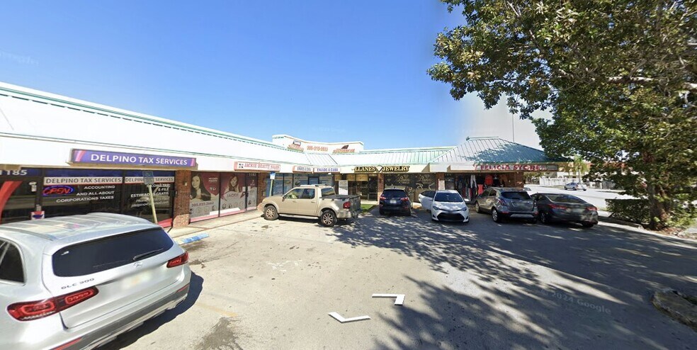 More Photos Of 1169-1199 W 37th St, Hialeah Storefront For Lease