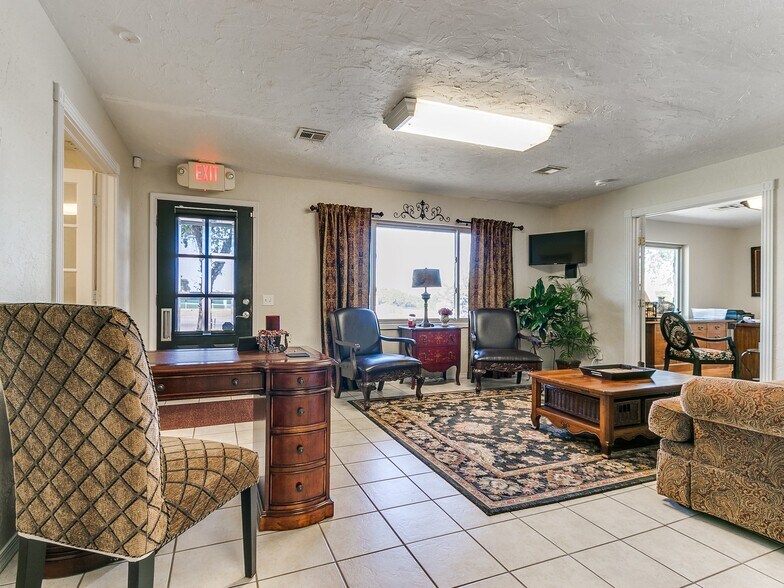 More Photos Of 16446 NE 23rd St, Choctaw Office Residential For Sale