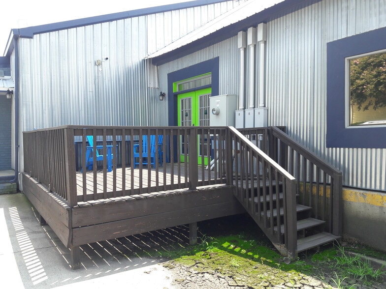 More Photos Of 955 Commercial St NE, Conyers Loft Creative Space For Sale