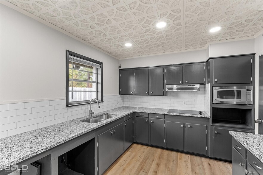 More Photos Of 9099 Mansfield Rd, Shreveport Healthcare For Sale