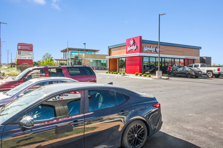 More Photos Of 1524 E 30th Ave, Hutchinson Fast Food For Sale