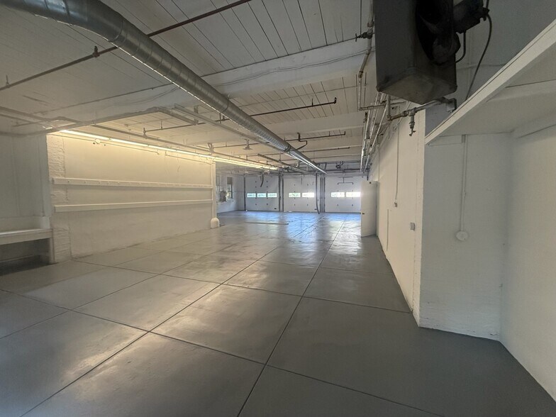 Primary Photo Of 15 Water St, Leicester Manufacturing For Lease