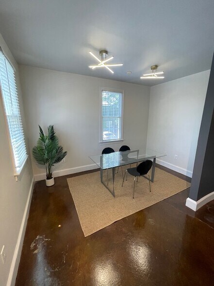 More Photos Of 727 W Hargett St, Raleigh Office Residential For Lease