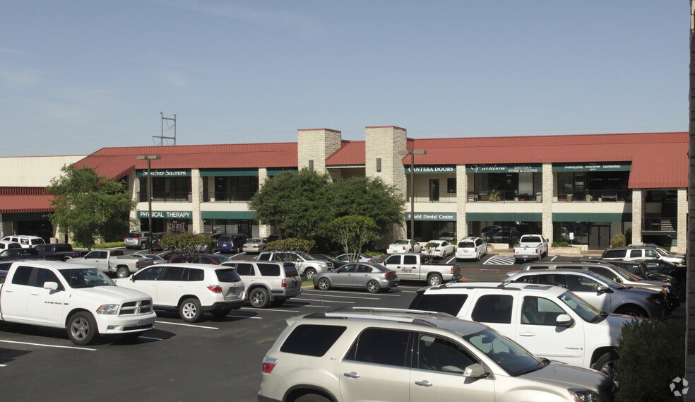 More Photos Of 1310 Ranch Road 620 S, Lakeway Storefront For Lease