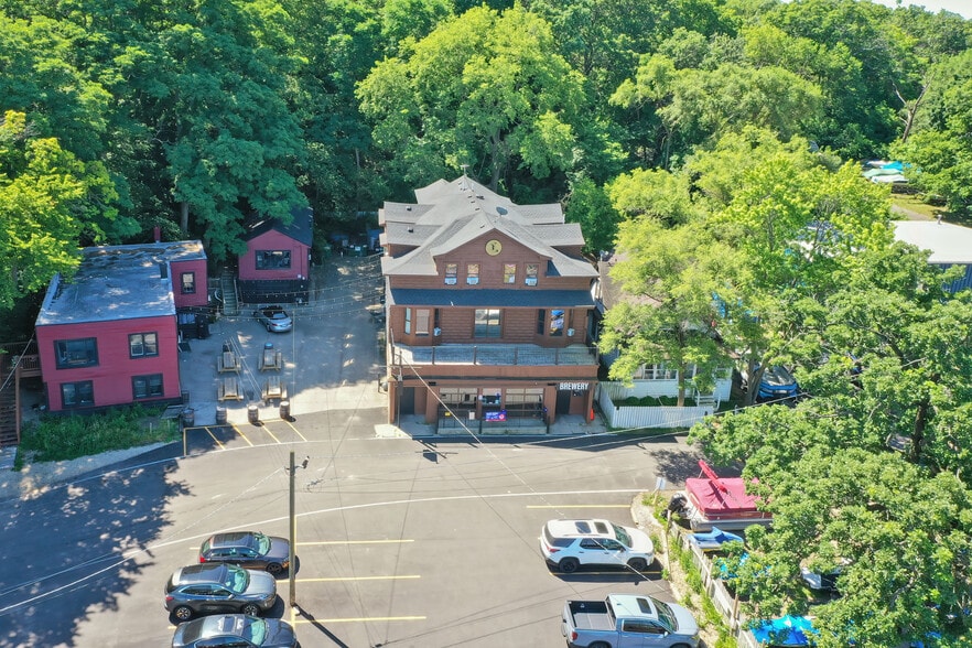 More Photos Of 115 Nippersink Blvd, Fox Lake Hospitality For Sale