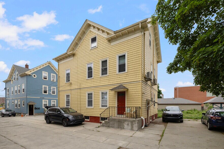 More Photos Of 54 Barton St, Providence Apartments For Sale