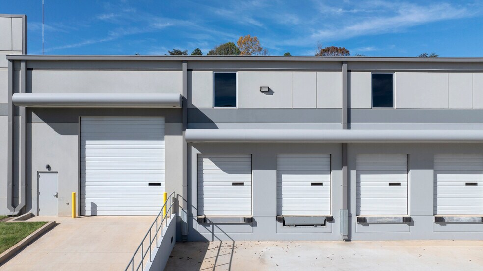 Primary Photo Of 12901 Jamesburg Dr, Huntersville Industrial For Lease