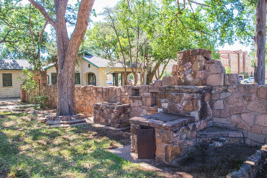 More Photos Of 3409 19th St, Lubbock Medical For Lease