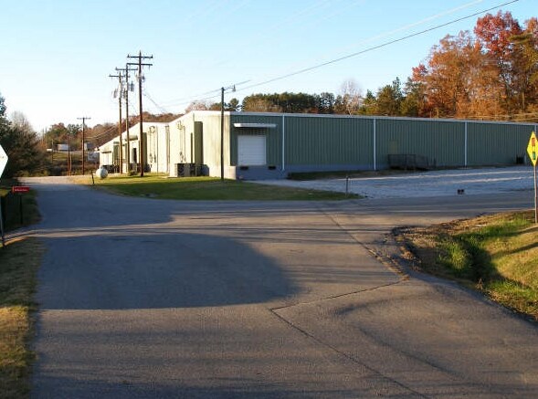More Photos Of 3100 S Hwy 226, Marion Light Manufacturing For Lease