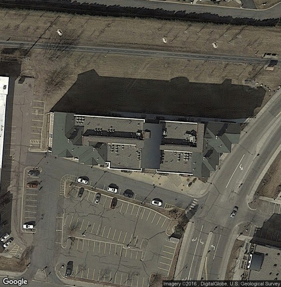 More Photos Of 4100 Spring St, Spring Park Storefront Retail Residential For Lease