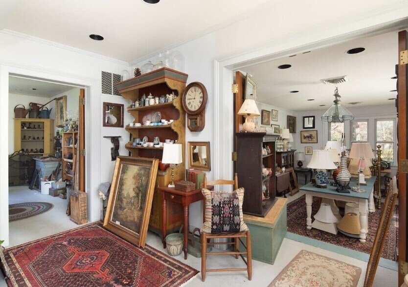 More Photos Of 308 Main St, Lakeville Apartments For Sale