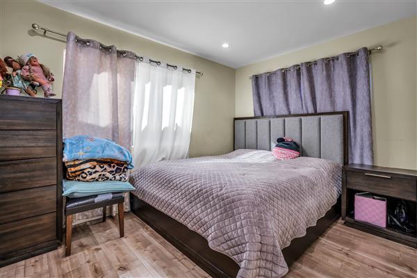 More Photos Of 609 Corwin Ave, Glendale Multifamily For Sale