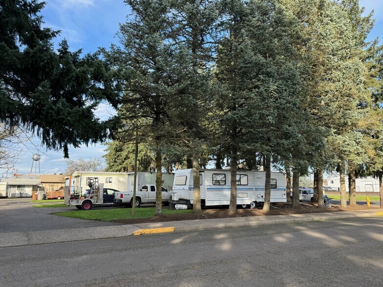 More Photos Of 351 Front St, Junction City Manufactured Housing Mobile Home Park For Sale