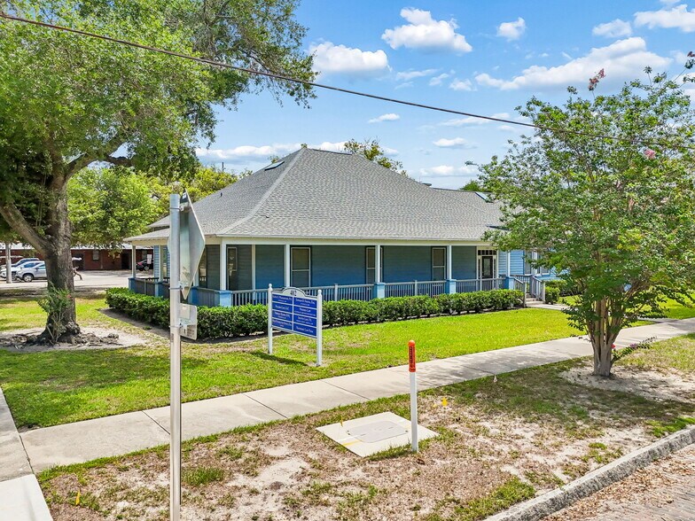 More Photos Of 402 E 7th Ave, Tampa Office For Sale