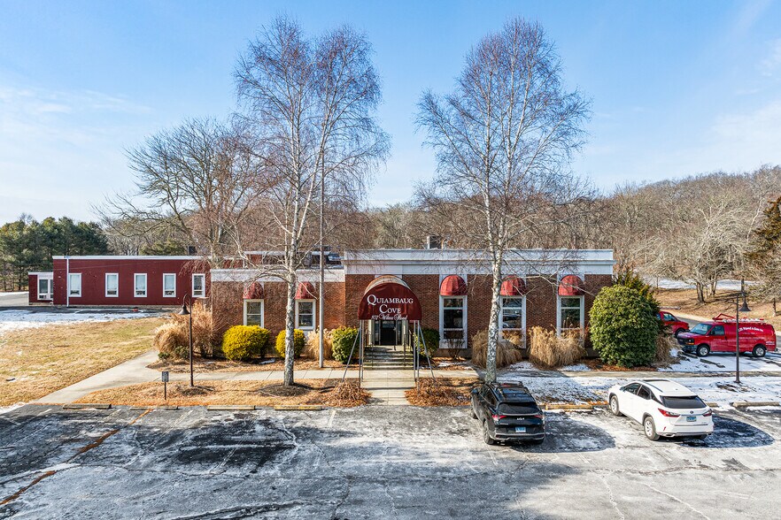 More Photos Of 107 Wilcox Rd, Stonington Loft Creative Space For Lease