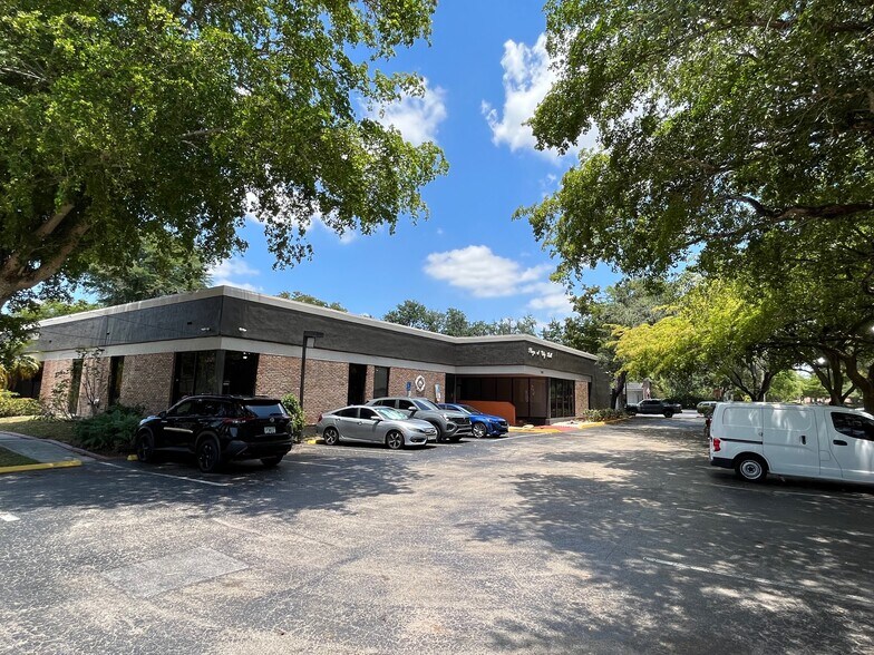 More Photos Of 7301 NW 4th St, Plantation Medical For Sale