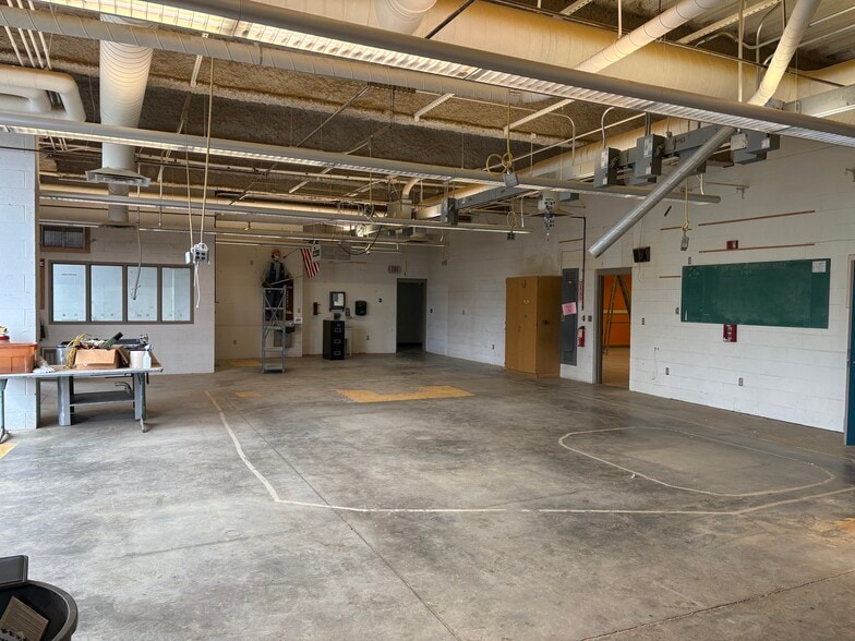 More Photos Of 0 N McKean E North Sts, Butler Schools For Lease