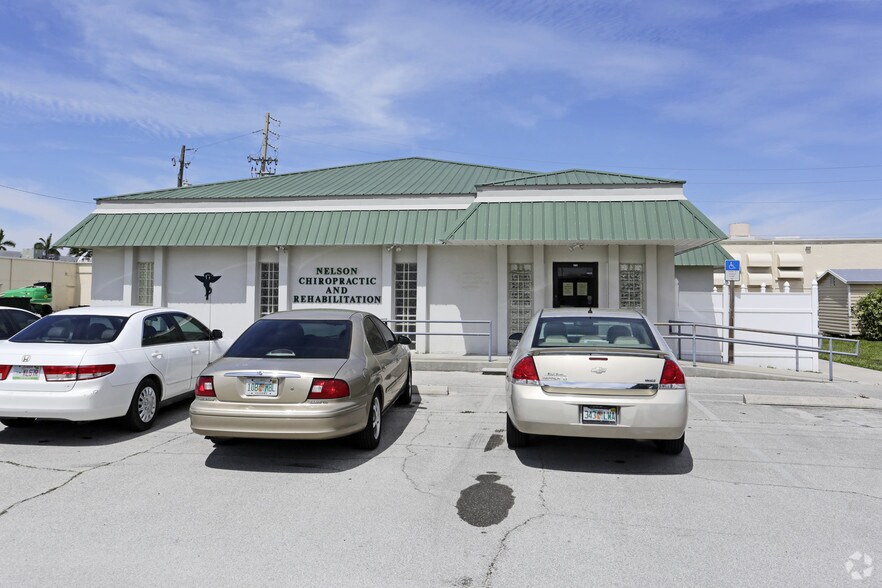 More Photos Of 905 W Ventura Ave, Clewiston Medical For Sale