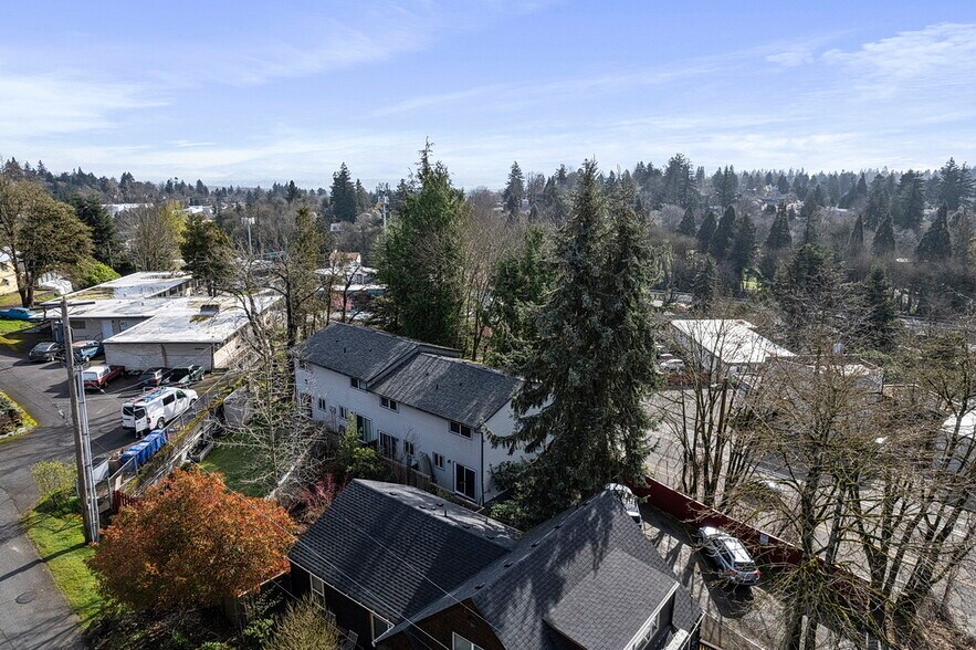More Photos Of 7820 SW 17th Dr, Portland Apartments For Sale