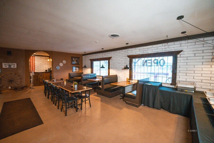More Photos Of 4369 S US Highway 191, Safford Restaurant For Sale