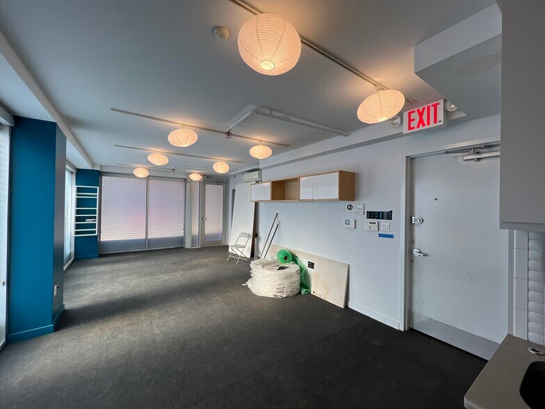 More Photos Of 172 Stanton St, New York Apartments For Lease