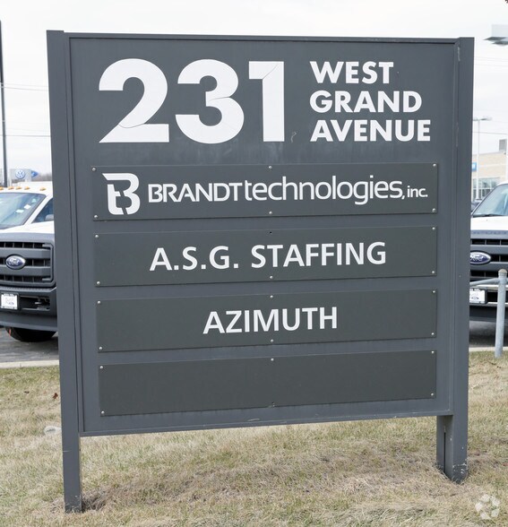 More Photos Of 231 W Grand Ave, Bensenville Office For Sale