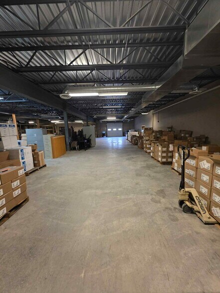 More Photos Of 11717 IL-37, Marion Flex For Sale