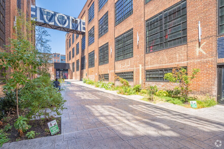 More Photos Of 3400 J St, Philadelphia Apartments For Lease