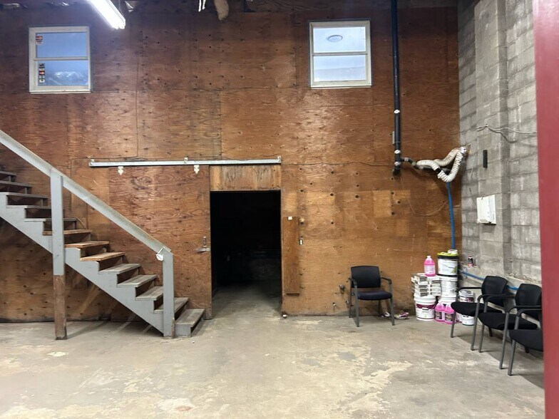 More Photos Of 22 Pershing Ave, Poughkeepsie Warehouse For Sale