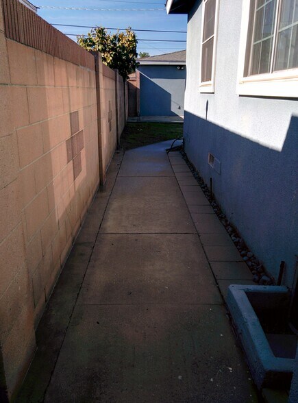 More Photos Of 12843 Columbia Way, Downey Land For Sale