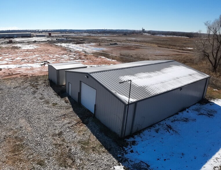 More Photos Of 13925 S Meridian Ave, Oklahoma City Industrial For Sale