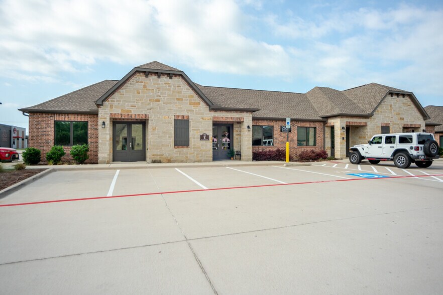 More Photos Of 2601 Little Elm Pky, Little Elm Medical For Sale