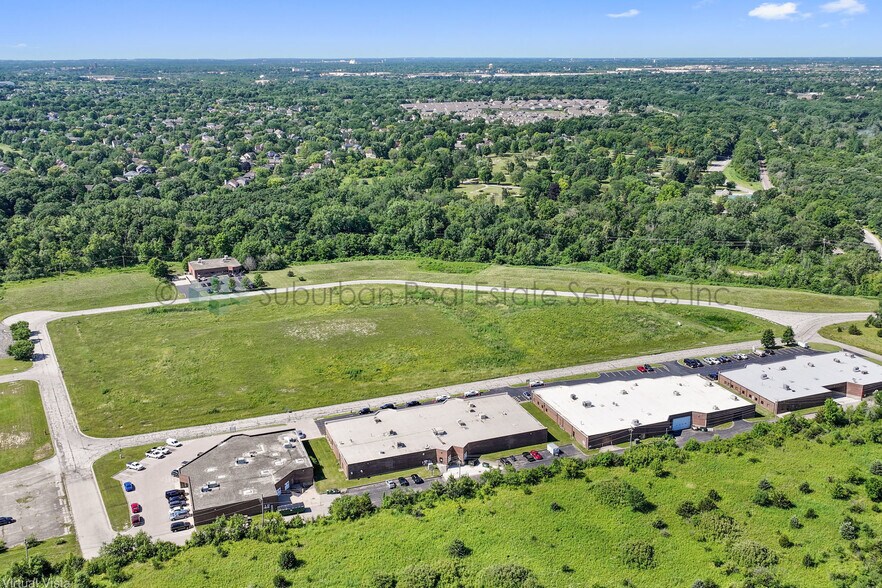 More Photos Of 201-245 Oswald Ave, Batavia Flex For Sale