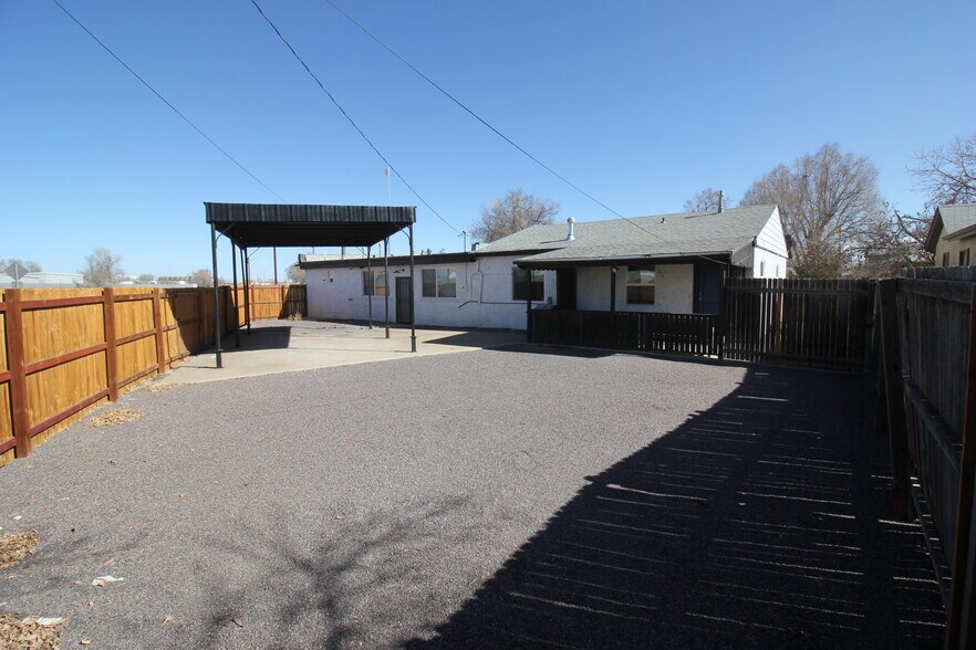 More Photos Of 6971 Forest St, Commerce City Service For Sale