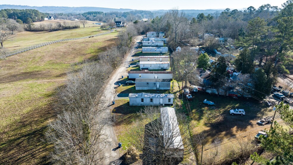 More Photos Of 3020 Old Summerville Rd, Armuchee Manufactured Housing Mobile Home Park For Sale