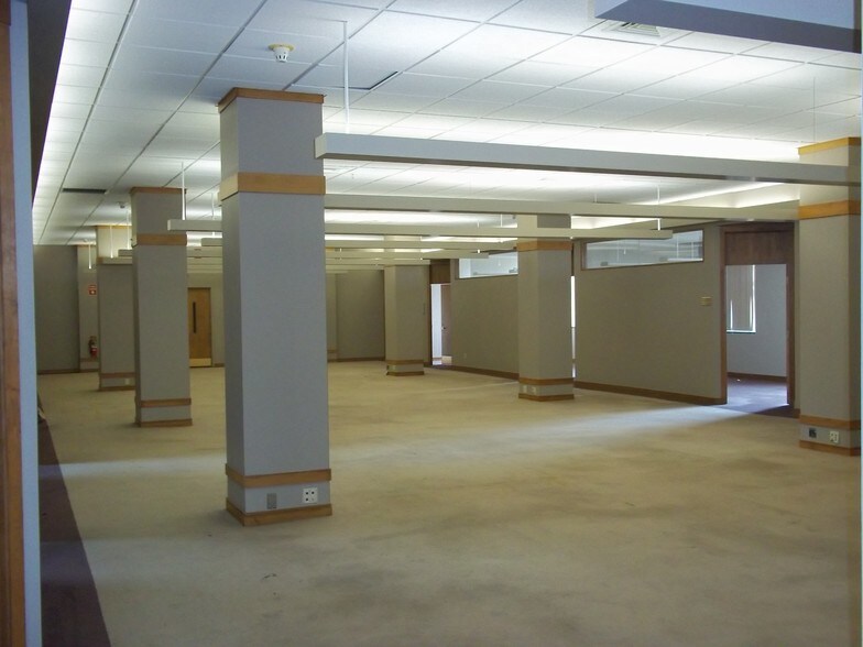 More Photos Of 201-209 E 4th St, Jamestown Industrial For Sale