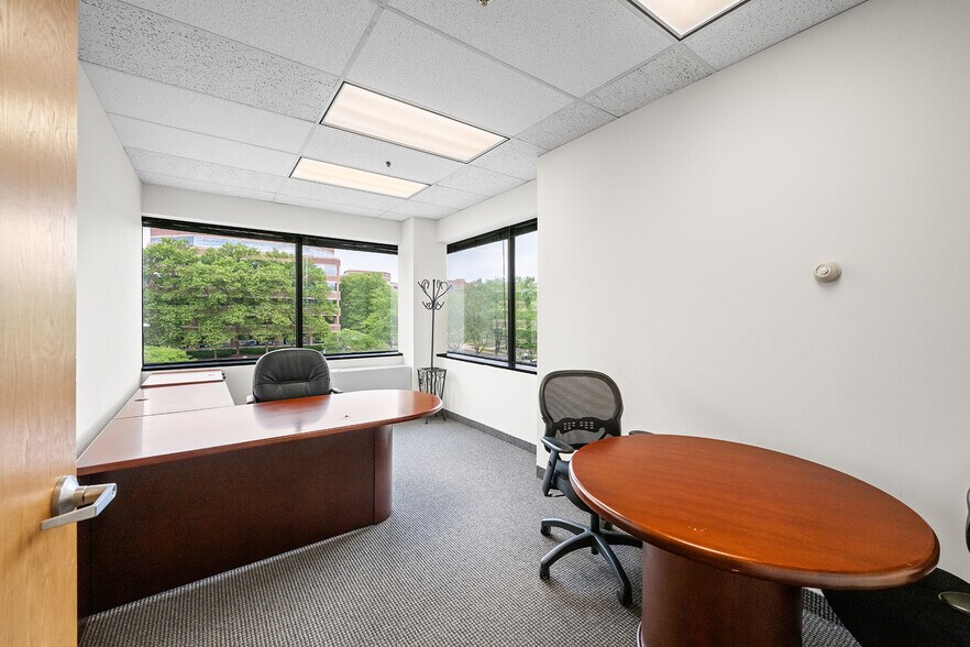 More Photos Of 11490 Commerce Park Dr, Reston Office For Lease