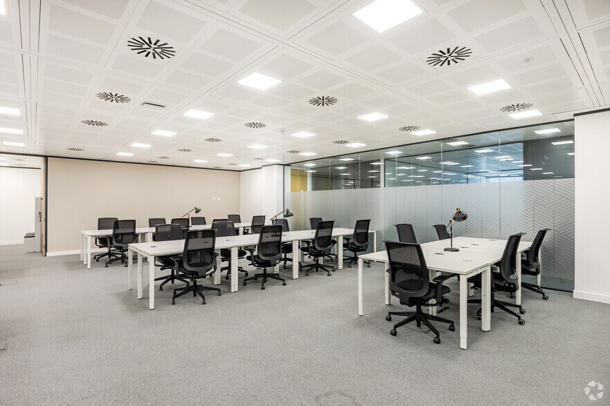 More Photos Of 35 New Broad St, London Coworking Space