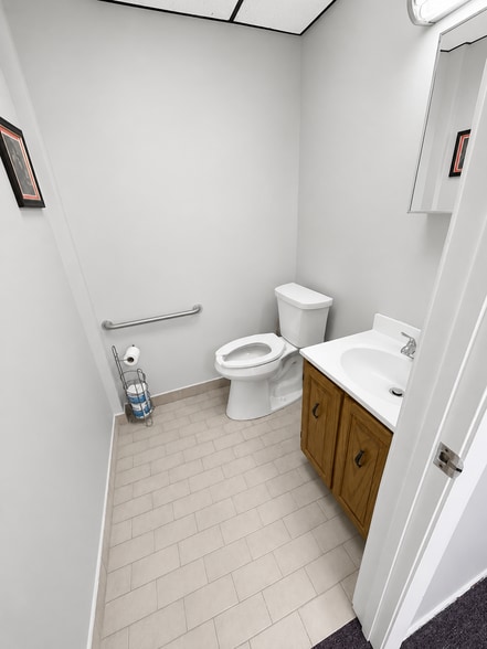 More Photos Of 1818 Sheridan St, Hollywood Medical For Lease