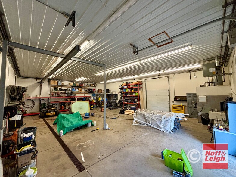 More Photos Of 715 Cottage St, Ashland Storefront For Lease
