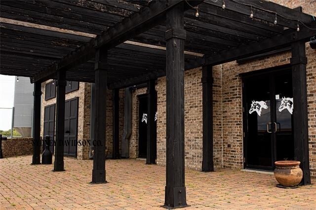 More Photos Of 6263 State Highway 66, Tulsa Restaurant For Sale