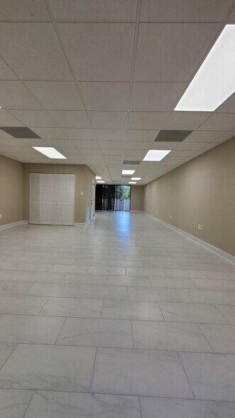 More Photos Of 3821-3859 Farragut Ave, Kensington Office For Sale