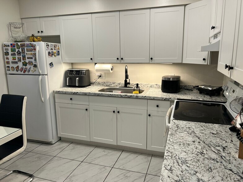 More Photos Of 1450-1480 SW 2nd Ave, Dania Beach Apartments For Sale