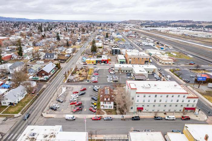 More Photos Of 3011 E Queen Ave, Spokane Apartments For Sale