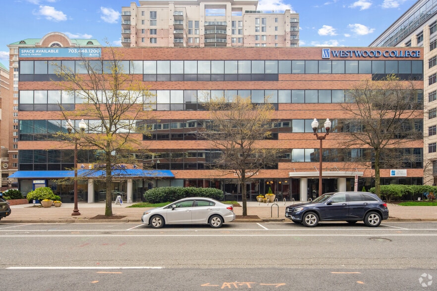 More Photos Of 4420 N Fairfax Dr, Arlington Office For Lease
